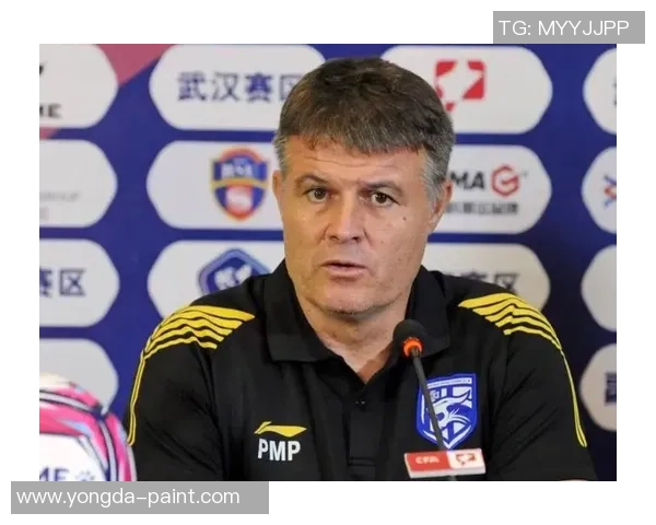 武汉网球队近期状态引发热议球迷对表现和未来发展各抒己见